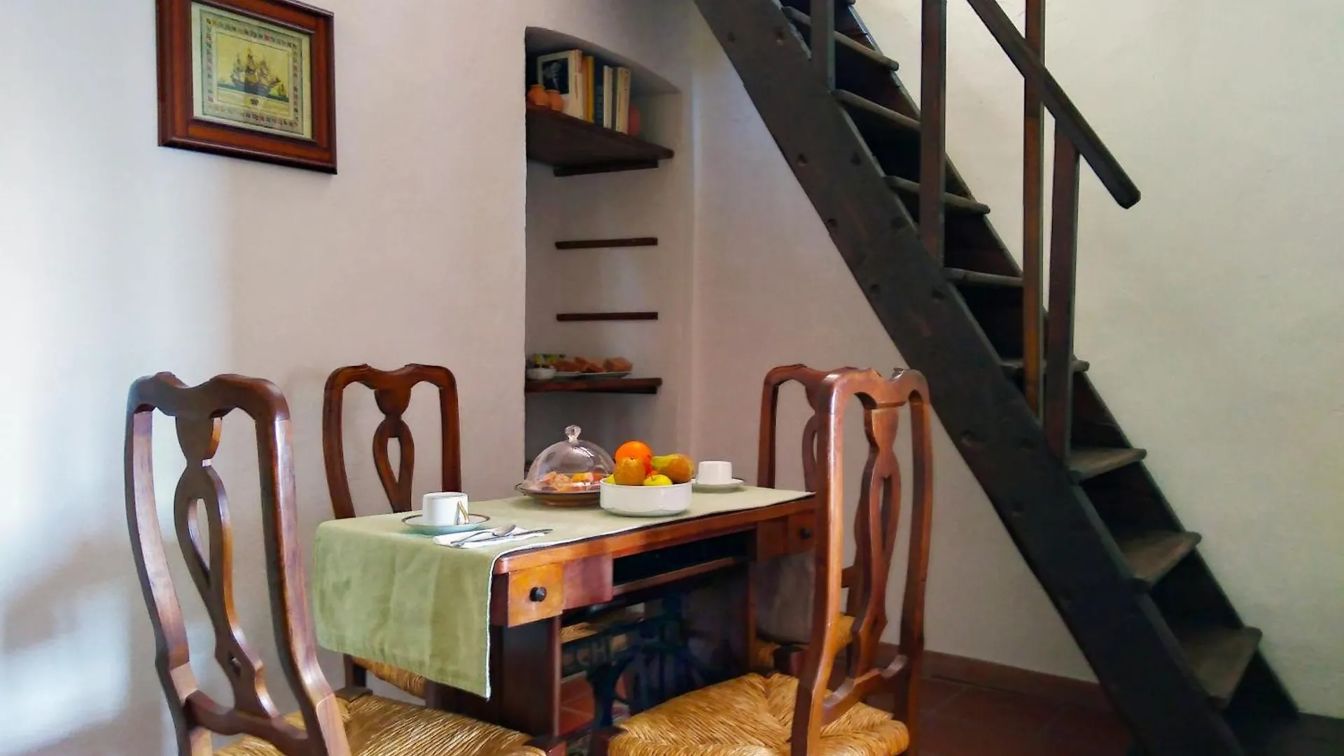 Palazzo Ninci Bed & Breakfast Civitella in Val di Chiana 0*,  Italy